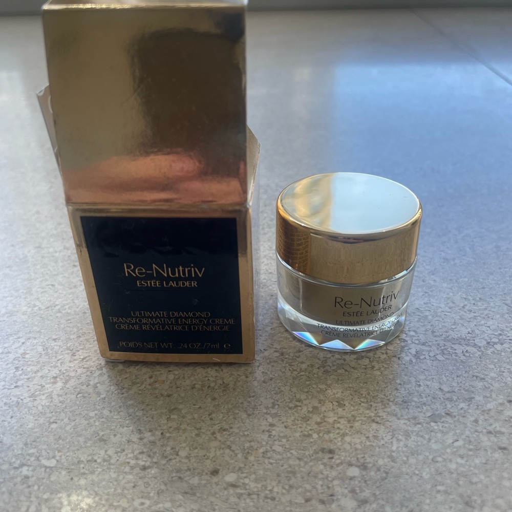NWT Estee Lauder Re-Nutriv Ultimate Diamond Transformative Creme .24oz/7ml